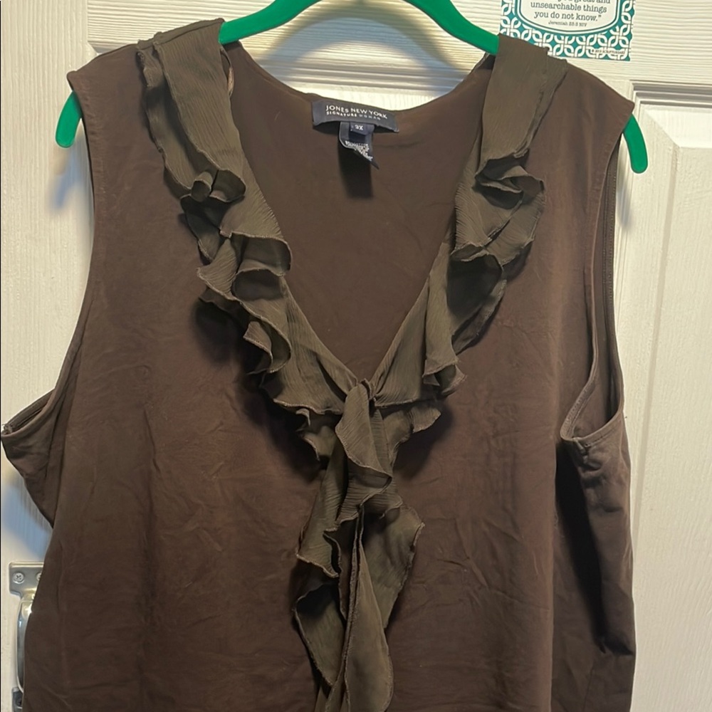 Jones New York signature Woman Brown Ruffle top